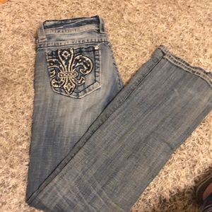 Jeans size 27